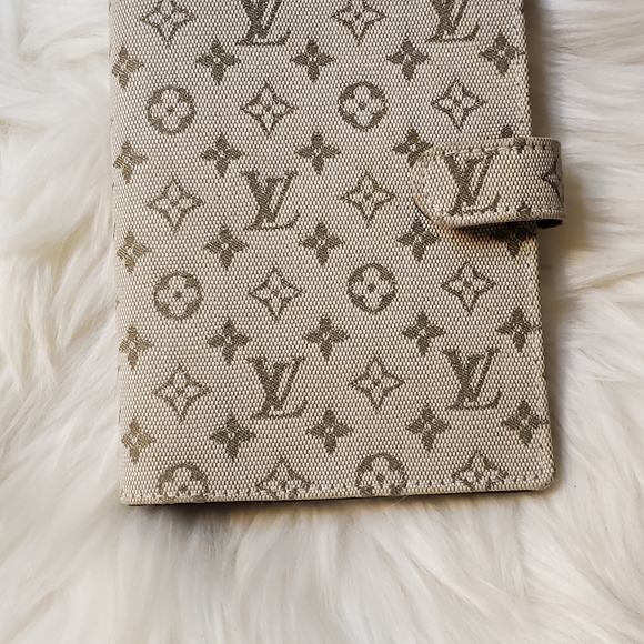 Sale!!!! SEE MY CLOSET - Picture 16 of 17